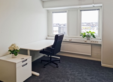 Företagshotell(Yta:10 m²) för uthyrning i Marieholmsgatan 42,Våning 2, 3 & 4, 415 02 Göteborg Östra. Tillgång 24/7 | MatchOffice.se