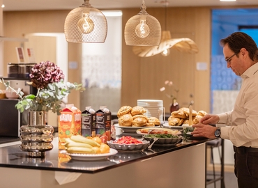Konferenslokaler(Yta:) att hyra i Torshamnsgatan 27, 164 40 Kista. Inga extra avgifter | MatchOffice.se