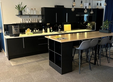 Kontorsplatser(Yta:265 m²)	för uthyrning i Johanneslundsvägen 12, 194 61 Upplands Väsby. Fullt utbud av faciliteter | MatchOffice.se