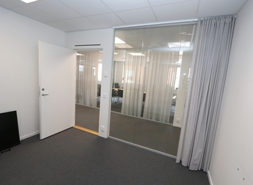 Kontorsplatser(Yta:630 m²)	för uthyrning i Hulda Lindgrens Gata 6B, 421 31 Askim-Frölunda-Högsbo. Lång- och korttidsuthyrning | MatchOffice.se