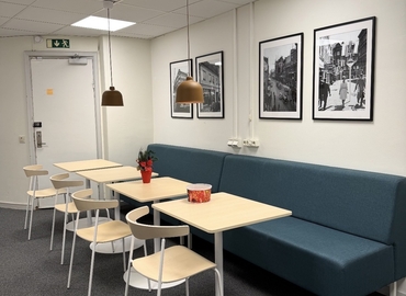 Kontorsplatser(Yta:25 m²)	för uthyrning i Skomakaregatan 6, 211 34 Malmö Centrum. Fullt utbud av faciliteter | MatchOffice.se