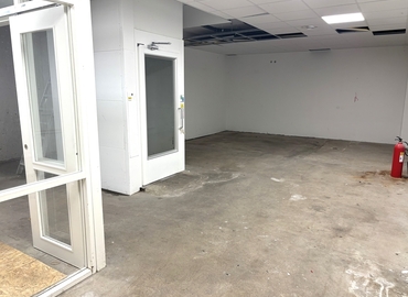Butikslokal(Yta:378 m²) för uthyrning i Bredängstorget 32, 127 32 Skärholmen. Bra val | MatchOffice.se
