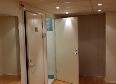 Kontorsplatser(Yta:255 m²)	för uthyrning i Siktgatan 2Skattegårdsvägen 93, 162 50 Vällingby. Endast från verifierade hyresvärdar | MatchOffice.se