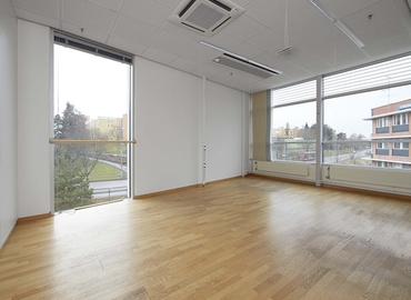 Kontor(Yta:787 m²)	att hyra i Finlandsgatan 40, 164 74 Kista. Lång- och korttidsuthyrning | MatchOffice.se