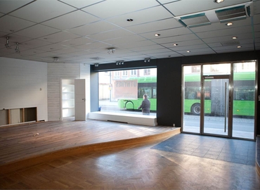 Butik(Yta:368 m²) att hyra i Djäknegatan 4, 211 35 Malmö Centrum. Inga extra avgifter | MatchOffice.se