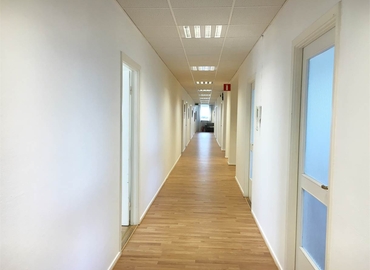 Affärscentrum(Yta:410 m²) för uthyrning i Bjurögatan 48, 211 24 Malmö Norr. WiFi-anslutning ingår | MatchOffice.se