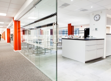 Affärscentrum(Yta:70 m²) för uthyrning i Vretenvägen 13B, 171 54 Solna. Fullt utbud av faciliteter | MatchOffice.se