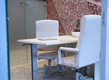 Office Tivolska cesta 48 1000 Ljubljana