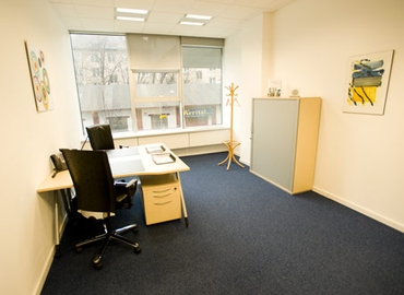 55 m² Shared workspace in Bratislava, Karadzicova 8/A (821 08) - 3 | MatchOffice.com