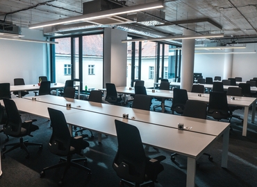 1300 m² Shared workspace  in Bratislava, Staromestská 3 (811 03) - 1 | MatchOffice.com