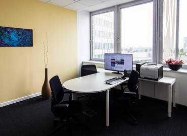 55 m² Business space place for rent in Bratislava, 4D Prievozska Street (821 09) - 11 | MatchOffice.com