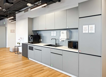 10 m² Serviced office in Bratislava, Metodova 8 (821 08) - 12 | MatchOffice.com