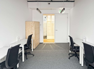 10 m² Business space in Bratislava, Metodova 8 (821 08) - 10 | MatchOffice.com