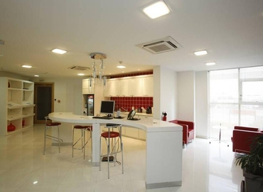 50 m² Shared workspace  in Dakar, Azur 15 Building (00000) - 11 | MatchOffice