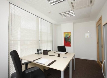 100 m² Conference center in Dakar, Azur 15 Building (00000) - 5 | MatchOffice
