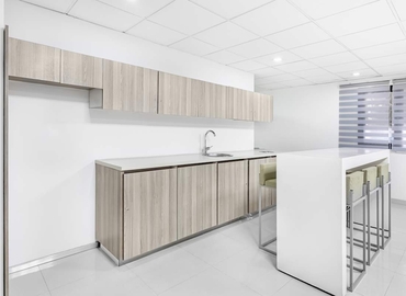 10 m² Business space in Dakar, Route de Ngor (10200) - 5 | MatchOffice.com