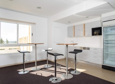 10 m² Shared office  in Tunis, Carthage Center Rue du Lac de Constance (1053) - 5 | MatchOffice.com