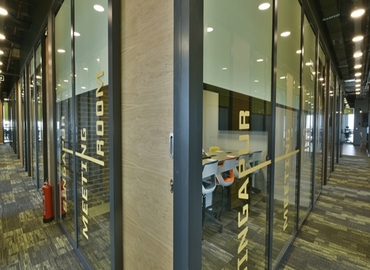 100 m² Co-working  in Ataşehir, Kardelen Sokak 2/1 (34746) - 10 | MatchOffice.com