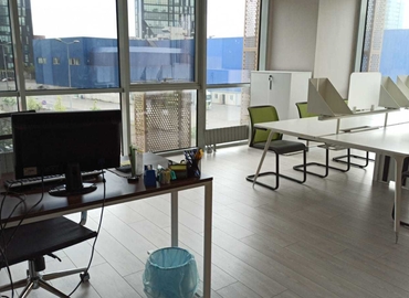 30 m² Shared workspace  in Ümraniye, Fatih Sultan Mehmet Mah. Poligon Cad. No:10  (34771) - 2 | MatchOffice