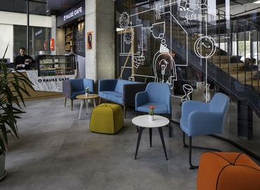 120 m² Coworking space  in Ataşehir, İçerenköy Mah. Umut St. Kozyatağı E-5 Yanyol Üzeri AND Building No: 10/12 (34752) - 13 | MatchOffice.com