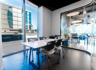 100 m² Co-working  in Ízmir, Ankara Caddesi 81 (35100) - 0 | MatchOffice