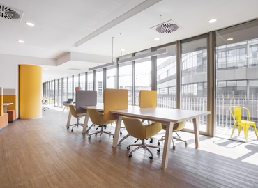 100 m² Conference center in Istanbul City Center, Eski Büyükdere Caddesi 27 (34485) - 7 | MatchOffice.com