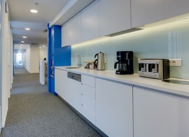 75 m² Convention center in Adana, Mimar Semih Rustem Is Merkezi (01120) - 7 | MatchOffice.com