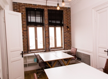 30 m² Conference hall in Istanbul City Center, Beyoglu Nejat Eczacibasi Binasi (34433) - 11 | MatchOffice