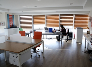 30 m² Conference room in Istanbul City Center, Cevizli Mah. Mustafa Kemal Cad. Hukukçular Towers A Blok Kat:18 Kartal (34865) - 13 | MatchOffice.com