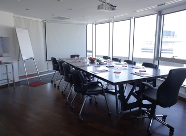 30 m² Conference hall in Istanbul City Center, Cevizli Mah. Mustafa Kemal Cad. Hukukçular Towers A Blok Kat:18 Kartal (34865) - 16 | MatchOffice.com