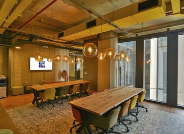 200 m² Serviced office in Ataşehir, İçerenköy Mahallesi (34752) - 13 | MatchOffice