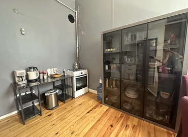 Office Meşrutiyet Caddesi No:19/2 34421 Beyoğlu