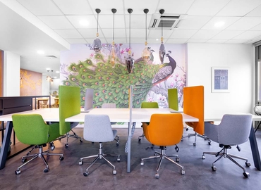 Business center Palladium Ofis ve Residence Binasi,Barbaros Mahallesi Halk Caddesi No:8/A Kat:2-3,Ataşehir 34746 Istanbul City Center