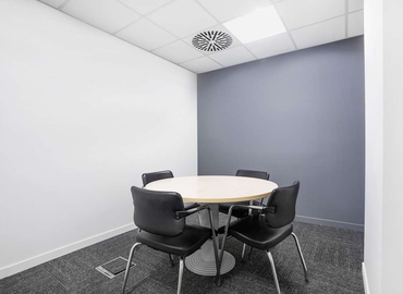 Business center Levent Mahallesi,Büyükdere Cd. No:193 K:2,Şişli 34330 Istanbul City Center