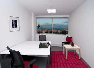 25 m² Serviced office in Levent, Yapı Kredi Plaza (34330) - 3 | MatchOffice.com