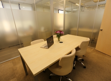 12 m² Convention center in Bomonti, 19 Mayıs Mh. Turapoğlu Sk. Hamdiye Yazgan İş Merkezi K:2 No:4 (34736) - 2 | MatchOffice.com