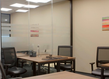 Бізнес-центр вулиця Болсуновська, 13-15 01014 Печерський район