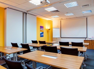 35 m² Conference space in Pechersky district, Спортивна площа 1A  (02000) - 1 | MatchOffice.com