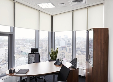 35 m² Business space in Pechersky district, Спортивна площа 1A  (02000) - 0 | MatchOffice.com