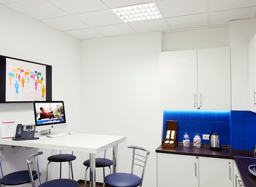 Бізнес-центр Спортивна площа 1A  02000 Печерський район