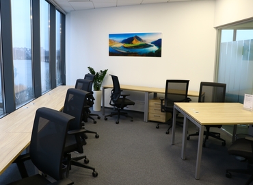 Бізнес-центр проспект Павла Тичини, 1В 02152 Київ