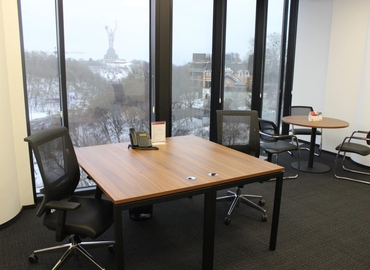 Коворкінг вулиця Болсуновська, 13-15 01014 Печерський район