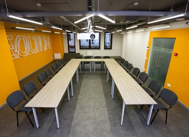 Конференц-зал Ярославский переулок 1/3 02000 Київ