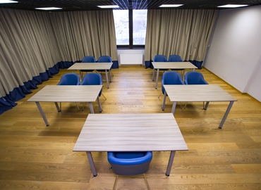 Конференц-зал Ярославский переулок 1/3 02000 Київ