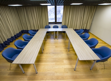 Конференц-зал Ярославский переулок 1/3 02000 Київ