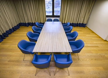 Конференц-зал Ярославский переулок 1/3 02000 Київ