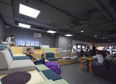 Rent comfortable a 100 m² Coworking  in Kyiv, Ярославский переулок 1/3 (04071) - 1 | MatchOffice.com