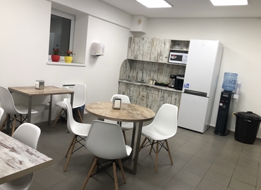 Коворкінг Sichovykh Striltsiv Street 12 02000 Шевченківський район