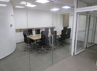 Коворкінг Sichovykh Striltsiv Street 12 02000 Шевченківський район