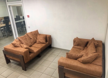 Коворкінг Sichovykh Striltsiv Street 12 02000 Шевченківський район